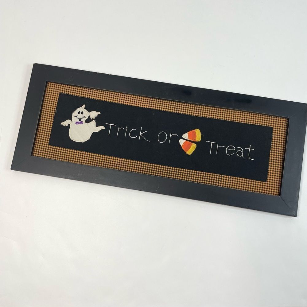 Folk Art Halloween Ghost  Framed Wall Decor